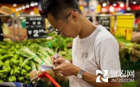 青年菜君:3個賣菜屌絲為啥能獲千萬投資?