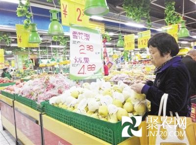 河北邢臺(tái)蘋(píng)果價(jià)格居高不下 一個(gè)蘋(píng)果夠買(mǎi)半斤肉